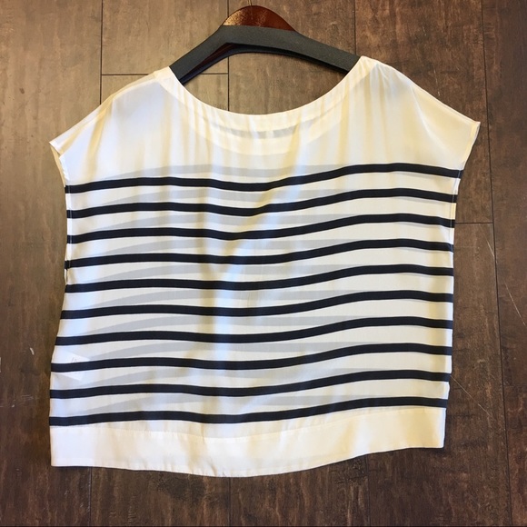 💐Joie silk blouse size large - Picture 3 of 3